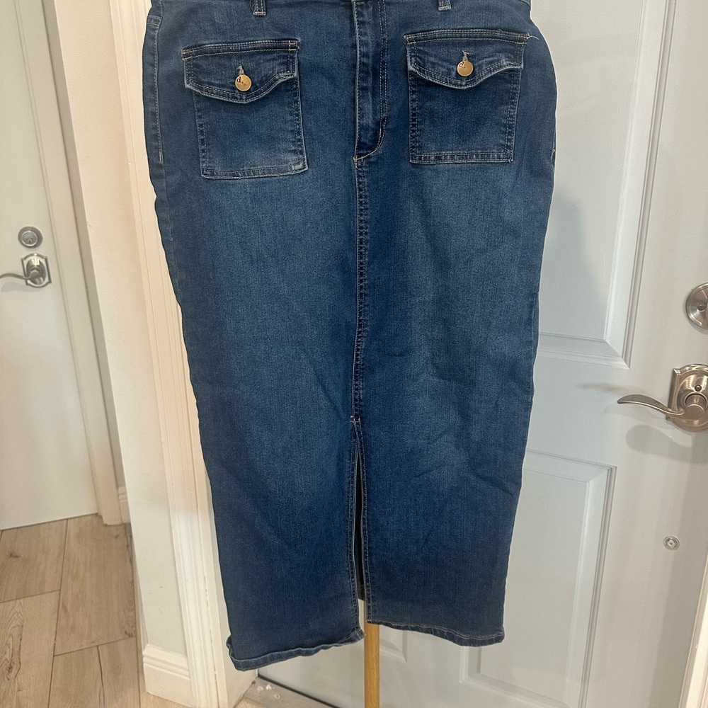 Women's Blue Denim Skirt